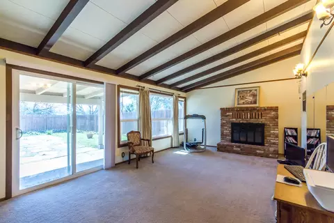 1729 Riviera Dr, Redding, CA 96001 photo 11