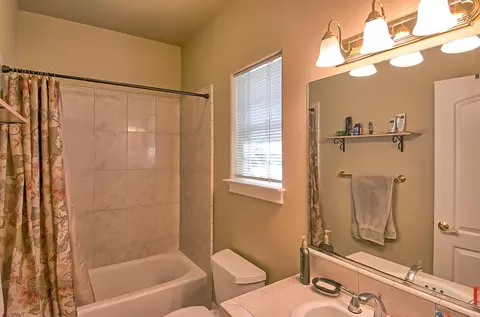 1010 Albion Ave, Redding, CA 96003 photo 27