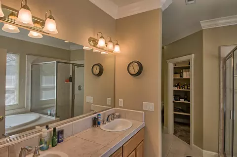 1010 Albion Ave, Redding, CA 96003 photo 18