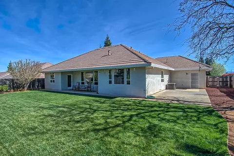 1010 Albion Ave, Redding, CA 96003 photo 38