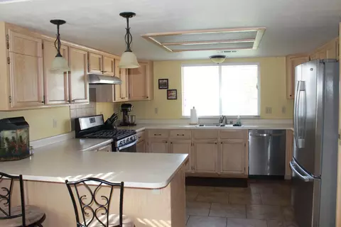 2875 Gunn Ct, Redding, CA 96001 photo 9