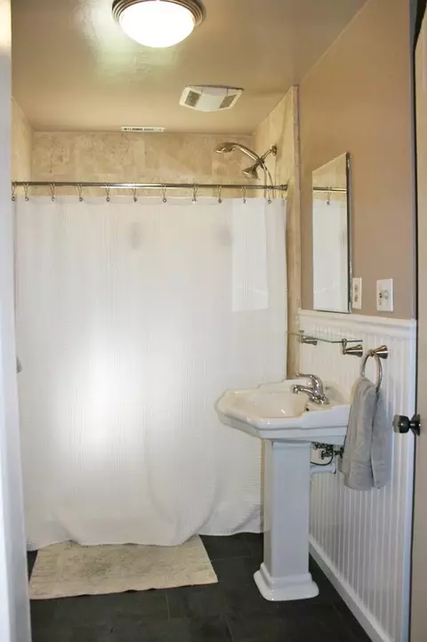 2375 Waverly Ave, Redding, CA 96001 photo 10