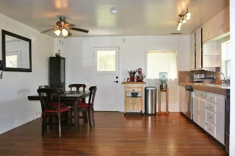2375 Waverly Ave, Redding, CA 96001 photo 8