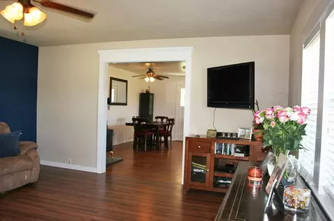 2375 Waverly Ave, Redding, CA 96001 photo 4