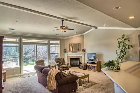 3585 Keel Ct, Redding, CA 96003 photo 9