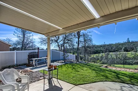 3585 Keel Ct, Redding, CA 96003 photo 7