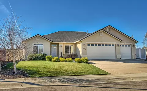 3585 Keel Ct, Redding, CA 96003 photo 1