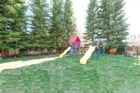 3707 Sunflower Dr, Redding, CA 96001 photo 18