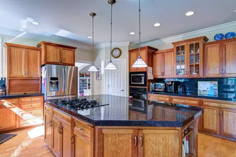 3707 Sunflower Dr, Redding, CA 96001 photo 7