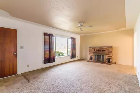 2145 Miller St, Redding, CA 96001 photo 3