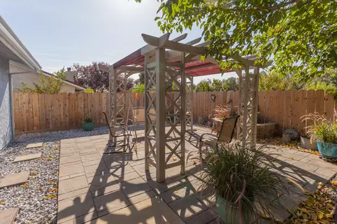 1805 Yahi Ln, Redding, CA 96002 photo 16