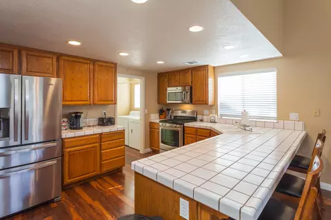 1805 Yahi Ln, Redding, CA 96002 photo 7