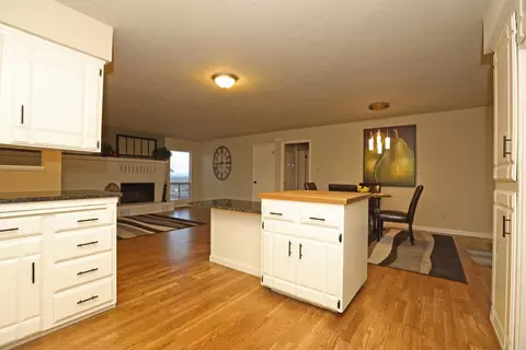4657 Memory Ln, Redding, CA 96001 photo 6