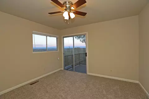 4657 Memory Ln, Redding, CA 96001 photo 8
