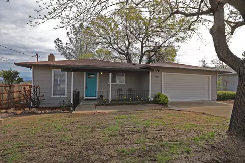4657 Memory Ln, Redding, CA 96001 photo 1