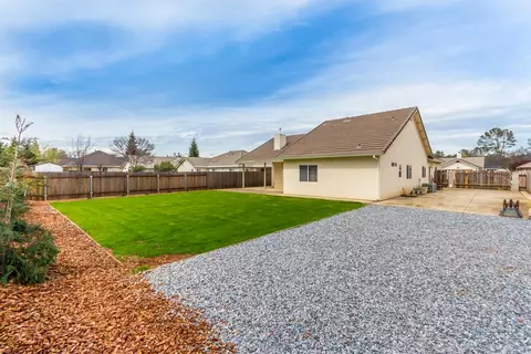 2177 Darsha Ln, Redding, CA 96003 photo 25