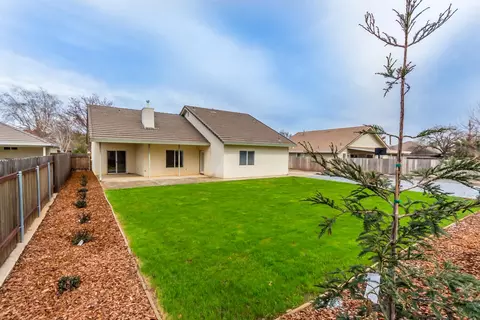2177 Darsha Ln, Redding, CA 96003 photo 24