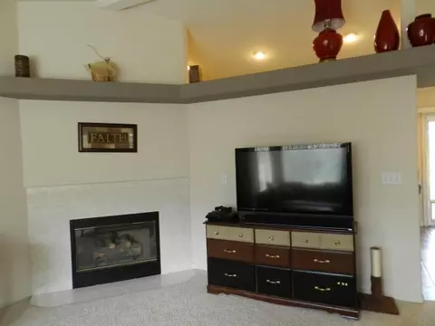1977 Catherine Way, Redding, CA 96002 photo 7