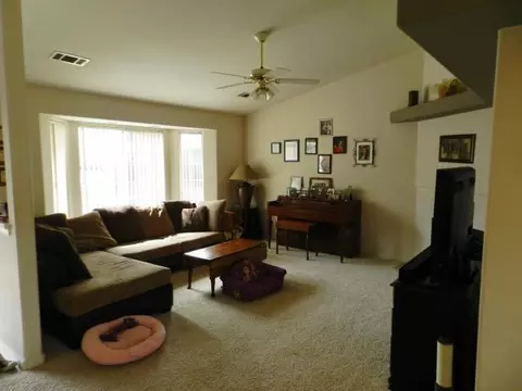 1977 Catherine Way, Redding, CA 96002 photo 6