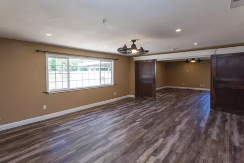 1132 Lorraine Dr, Redding, CA 96002 photo 5