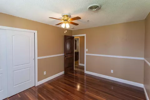 1132 Lorraine Dr, Redding, CA 96002 photo 16
