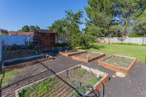 1132 Lorraine Dr, Redding, CA 96002 photo 35