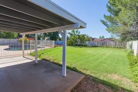 1132 Lorraine Dr, Redding, CA 96002 photo 29