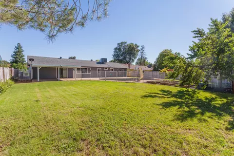 1132 Lorraine Dr, Redding, CA 96002 photo 37