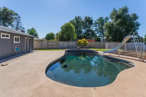1132 Lorraine Dr, Redding, CA 96002 photo 31