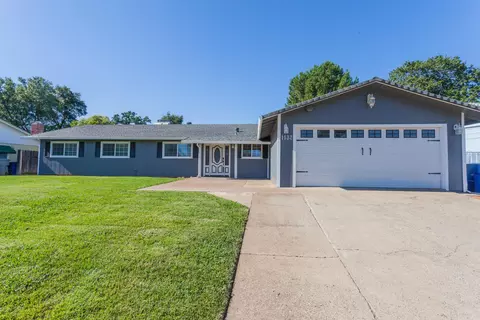 1132 Lorraine Dr, Redding, CA 96002 photo 1