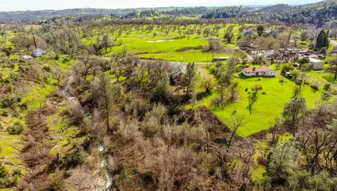 11866 Platina Rd, Ono, CA 96047 photo 2