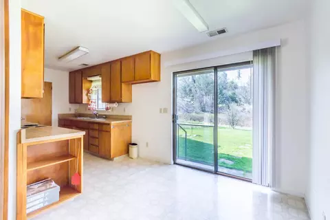11866 Platina Rd, Ono, CA 96047 photo 5