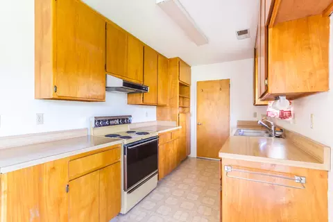11866 Platina Rd, Ono, CA 96047 photo 4