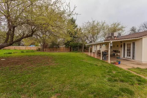 6857 Granada Dr, Redding, CA 96002 photo 18