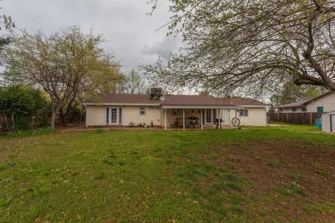6857 Granada Dr, Redding, CA 96002 photo 17