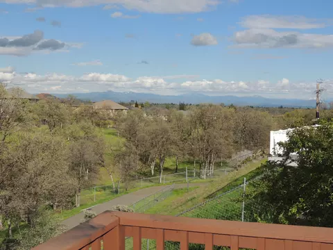 420 Viewpoint Dr, Redding, CA 96003 photo 13