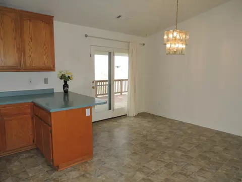 420 Viewpoint Dr, Redding, CA 96003 photo 6