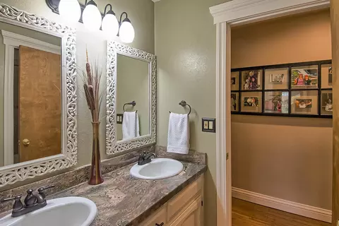 4000 Meander Dr, Redding, CA 96001 photo 25