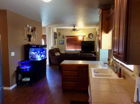 1034 Jackson St, Red Bluff, CA 96080 photo 4