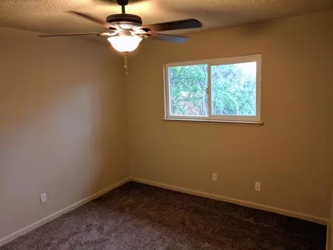 2591 Oxford Rd, Redding, CA 96002 photo 11