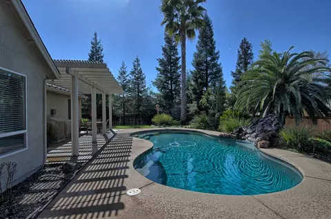 3394 Heritagetown Dr, Redding, CA 96002 photo 22