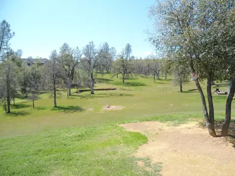 12830 Akrich St, Redding, CA 96003 photo 11