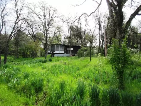 14509 Dry Creek Rd, Redding, CA 96003 photo 3