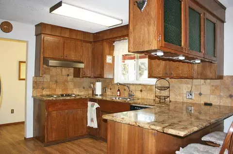 1160 Lorraine Dr, Redding, CA 96002 photo 5