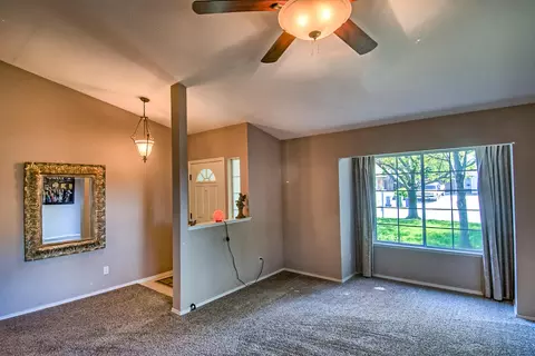 1590 Lavender Way, Redding, CA 96003 photo 3