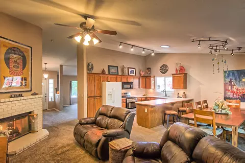 1590 Lavender Way, Redding, CA 96003 photo 7
