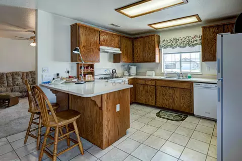 3730 Brian Ct, Redding, CA 96001 photo 8