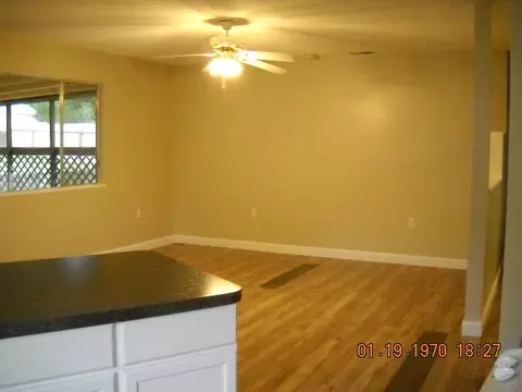 1335 Acacia St, Red Bluff, CA 96080 photo 5