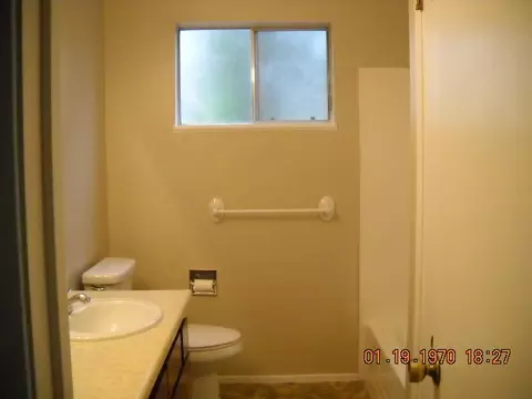 1335 Acacia St, Red Bluff, CA 96080 photo 8