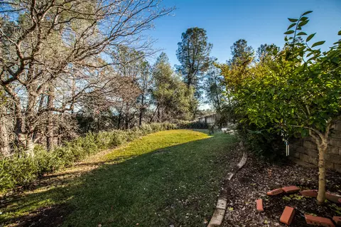 4605 Nantucket Dr, Redding, CA 96001 photo 46
